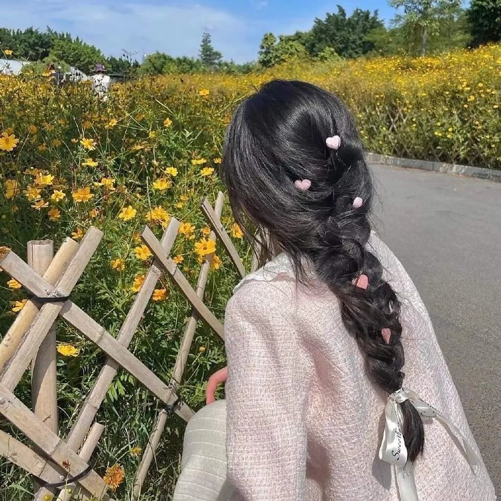 拍卖会上我惊艳全场